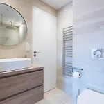 Daire Sublime 3 Pieces Entierement Renove Dans Le Centre De *